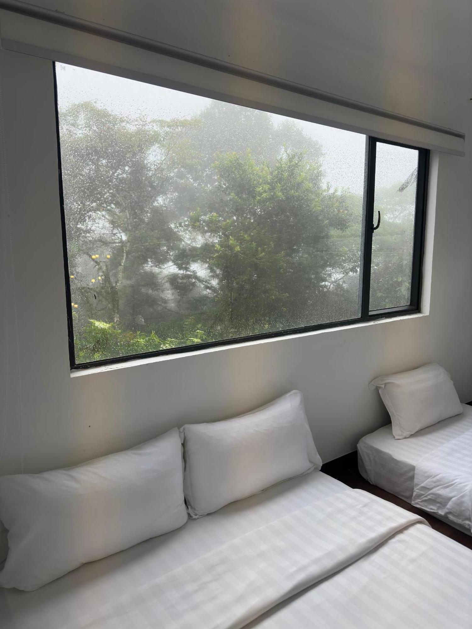 Ayana Holiday Resort Kampong Kundassan Pokój zdjęcie